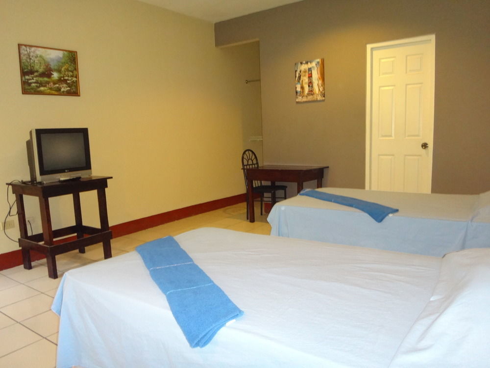 Hotel La Arboleda Managua Exterior photo